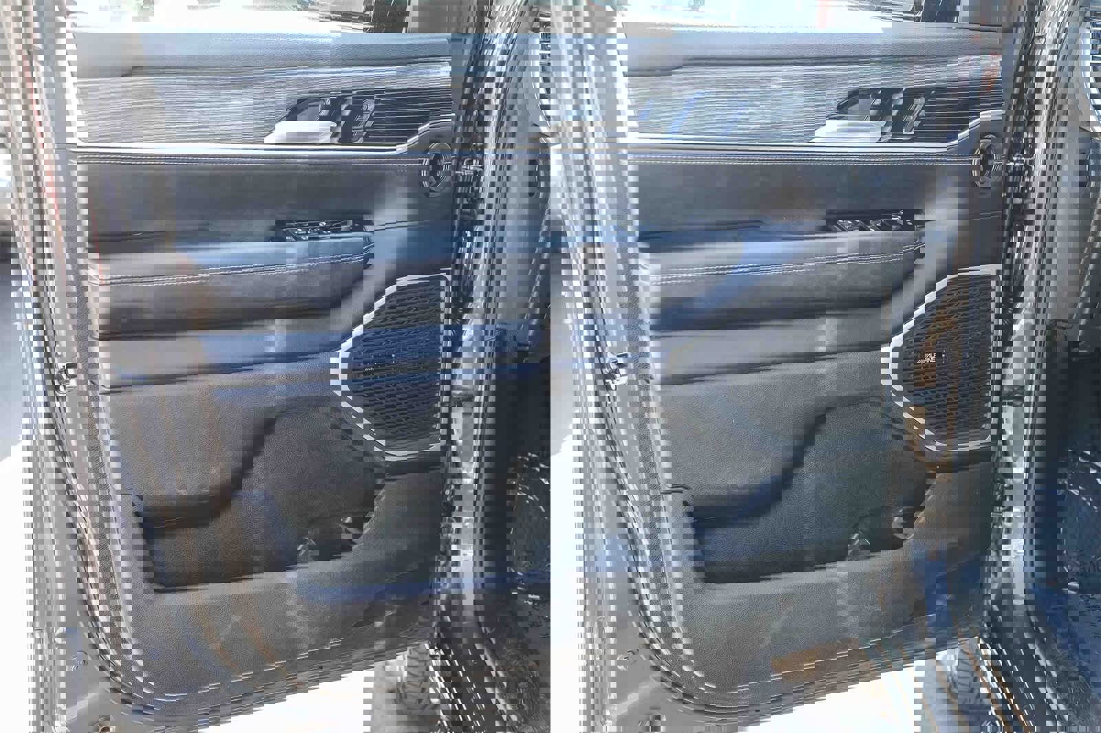 Used 2022 Jeep Wagoneer Series II image 15