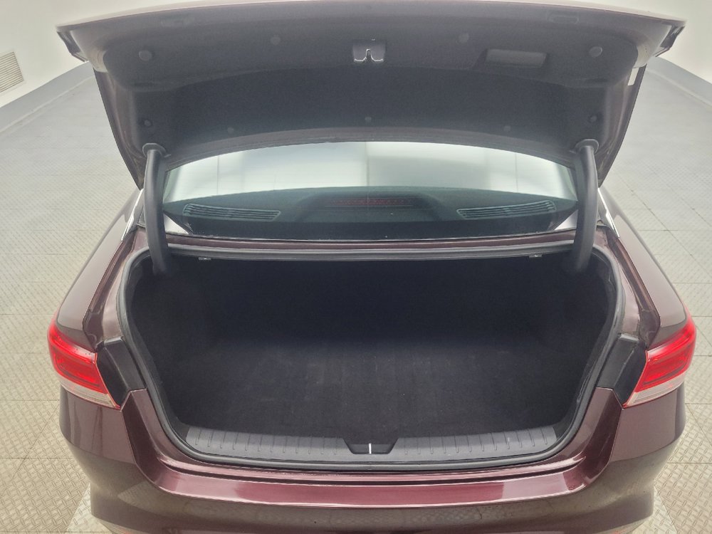 Used 2017 Kia Optima LX FWD image 29