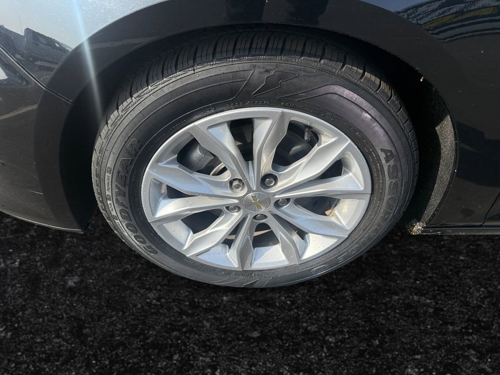 Certified 2022 Chevrolet Malibu LT image 9