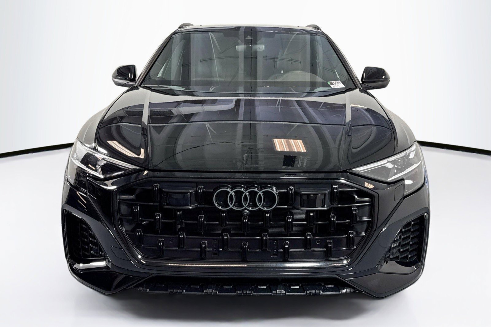 Used 2025 Audi Q8 Premium w/ Black Optic Package AWD/4WD image 2