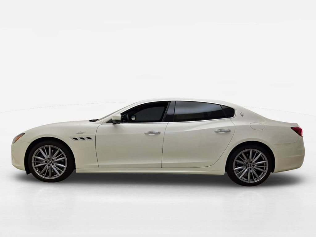 Used 2023 Maserati Quattroporte GT RWD image 12
