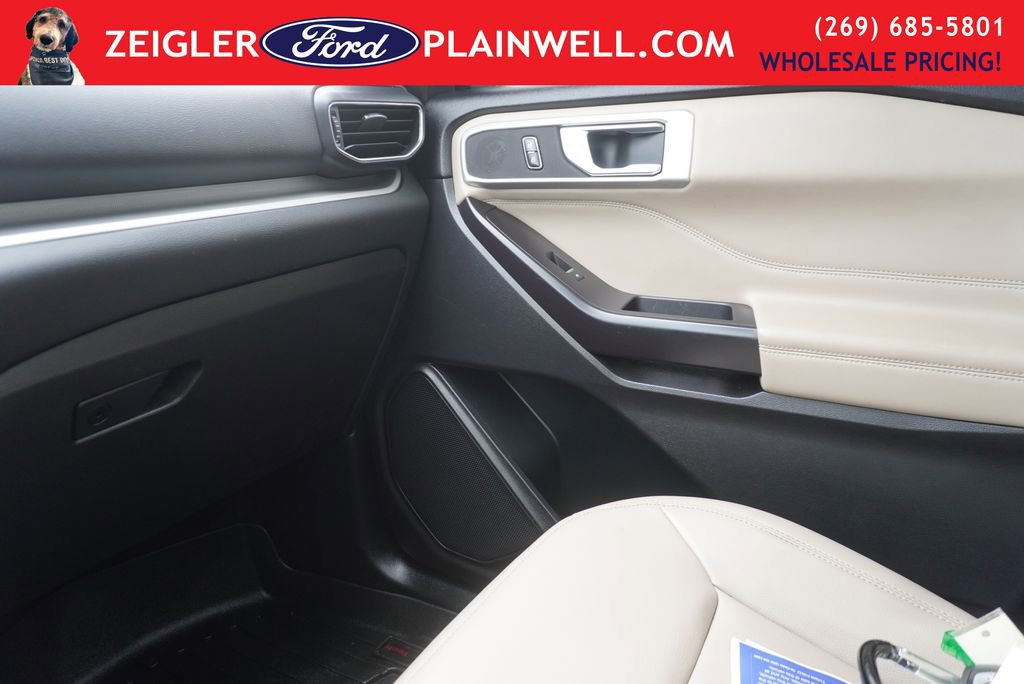 Used 2020 Ford Explorer XLT w/ Equipment Group 202A image 35