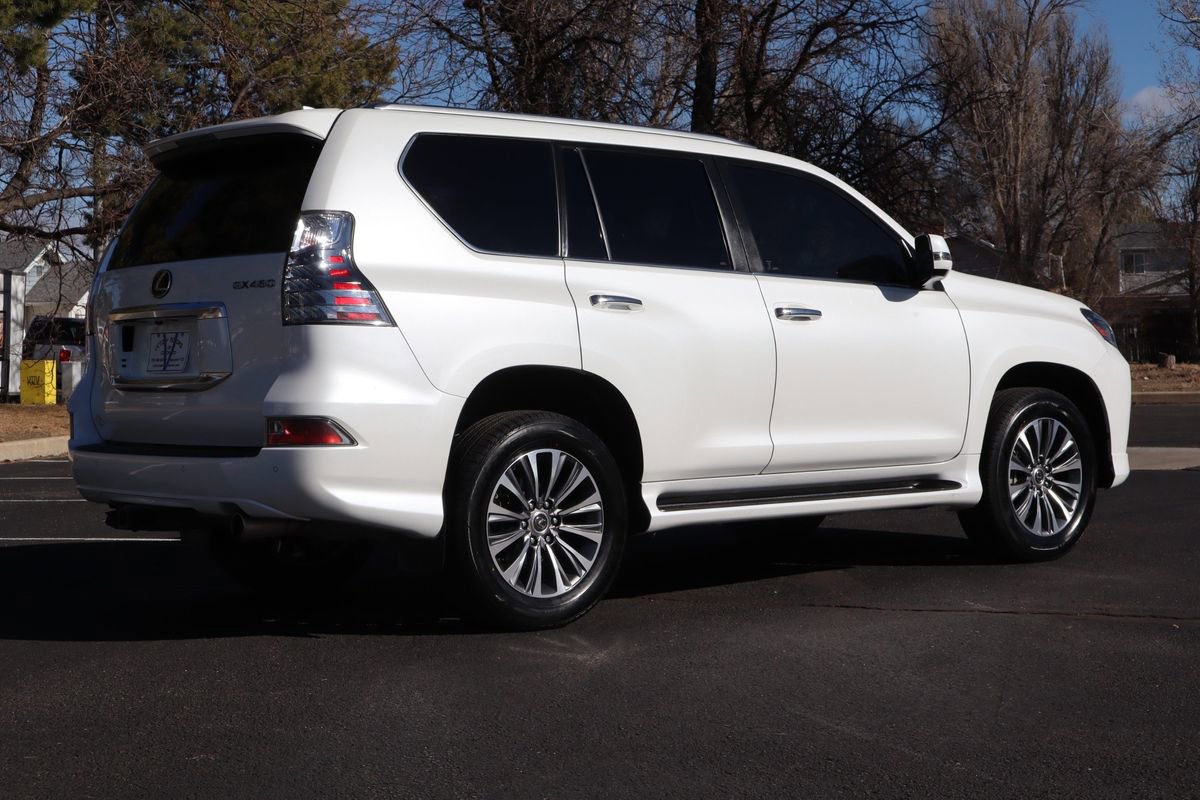 Used 2022 Lexus GX 460 Luxury w/ Off Road Package image 5