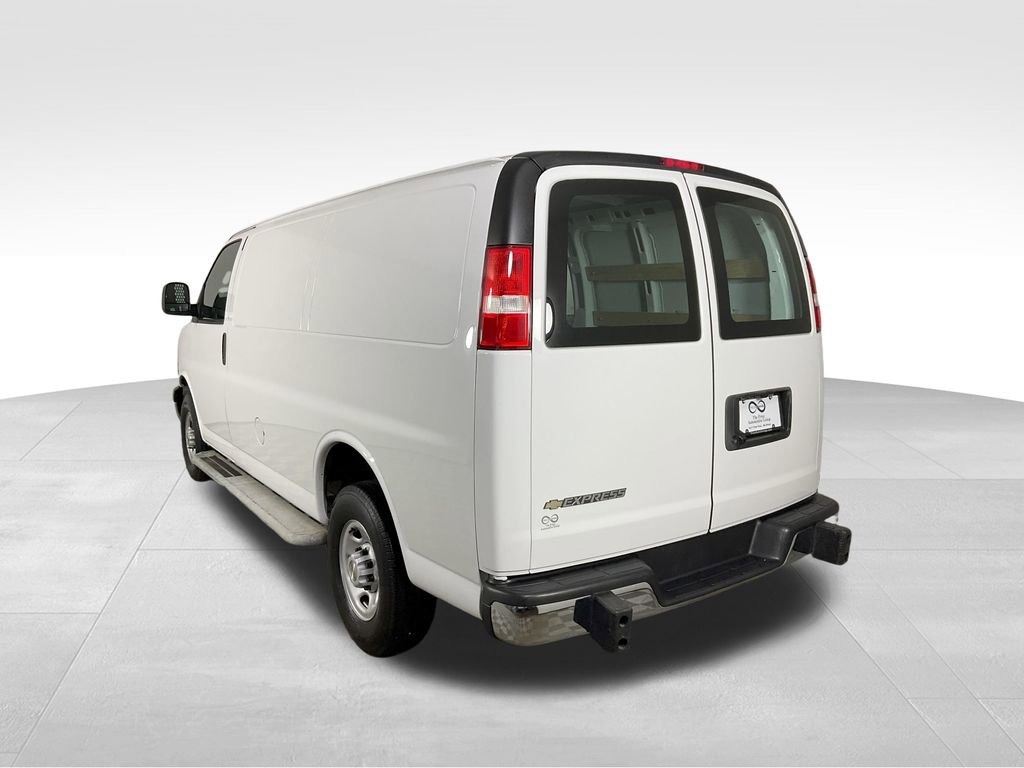 Used 2024 Chevrolet Express 2500 w/ Driver Convenience Package image 7