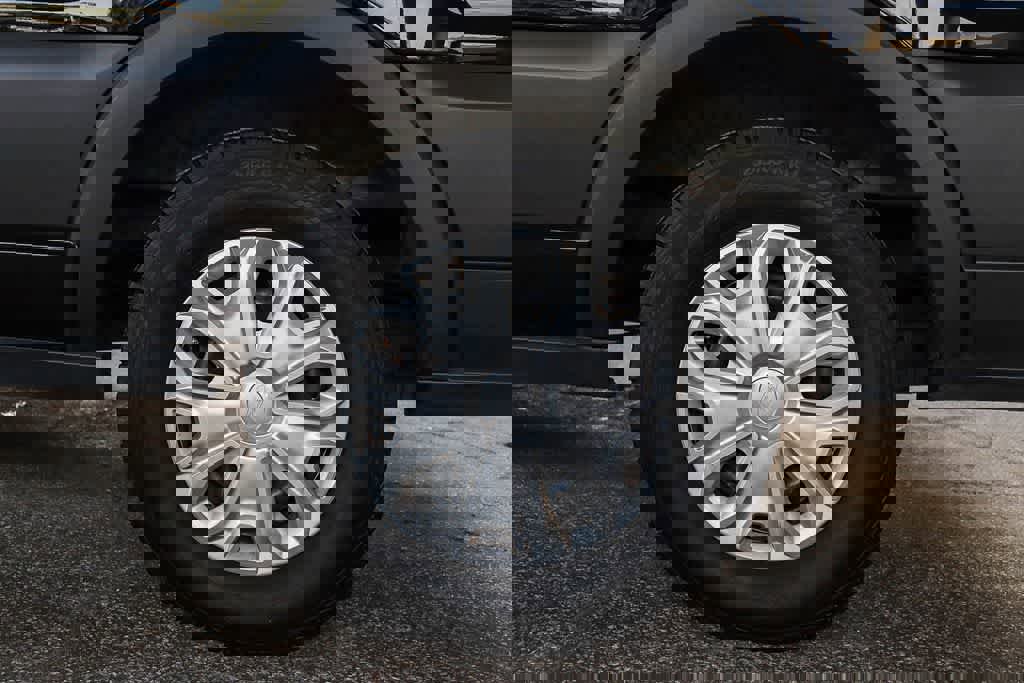 Used 2024 Ford Transit 350 XLT image 10