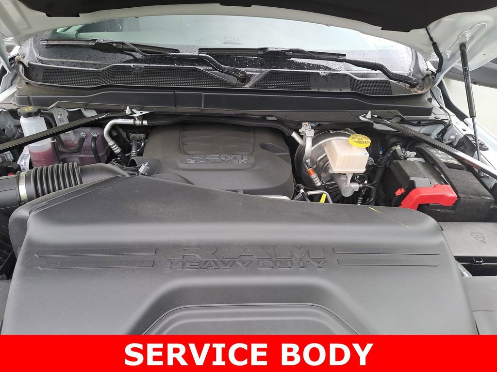 Used 2024 RAM 2500 Tradesman w/ Chrome Appearance Group image 29