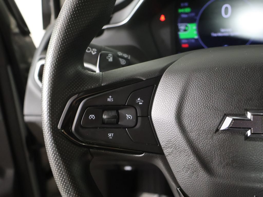 Used 2023 Chevrolet Bolt EUV LT FWD image 37