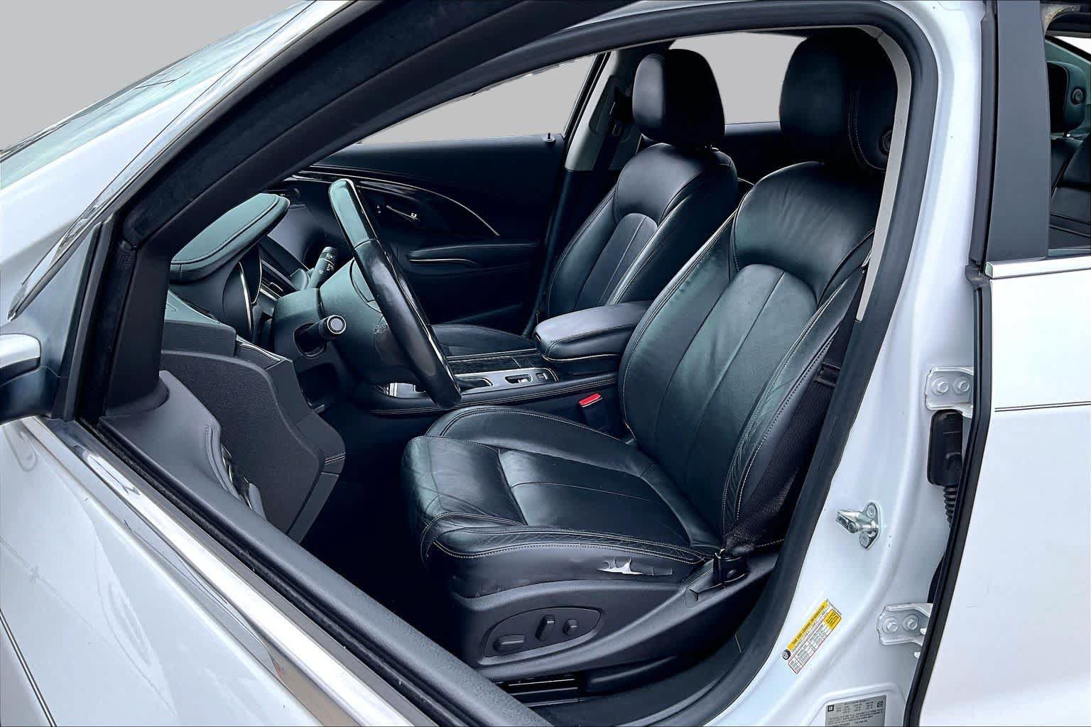 Used 2015 Buick LaCrosse Leather FWD image 7
