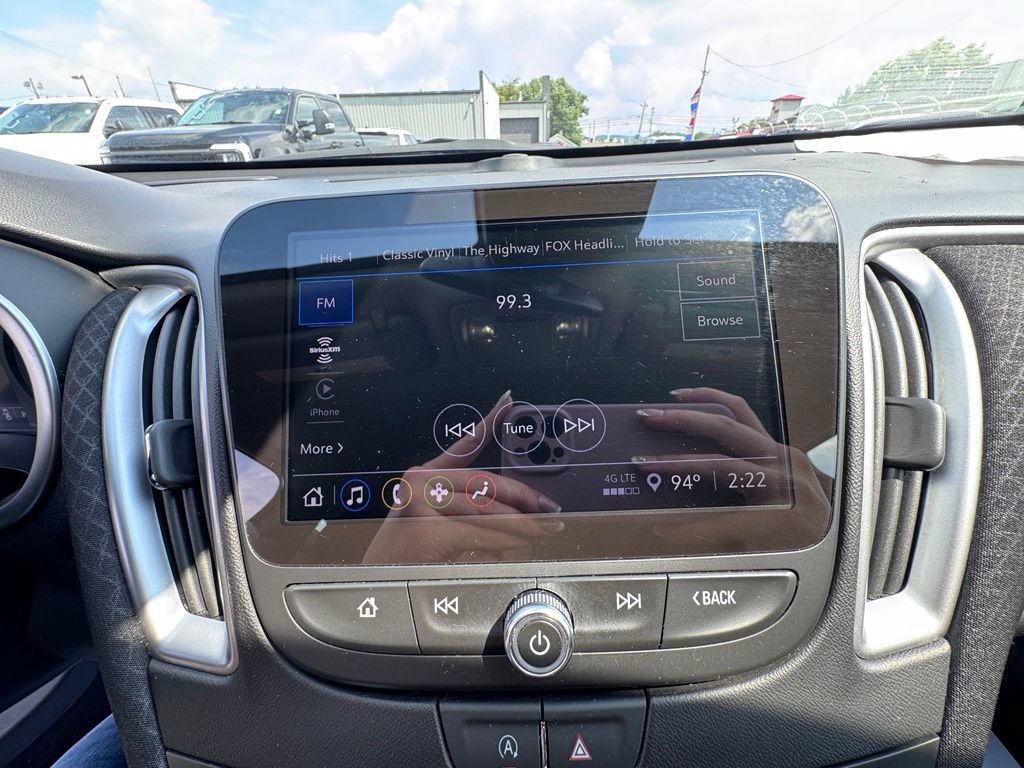 Used 2025 Chevrolet Malibu LT FWD image 25