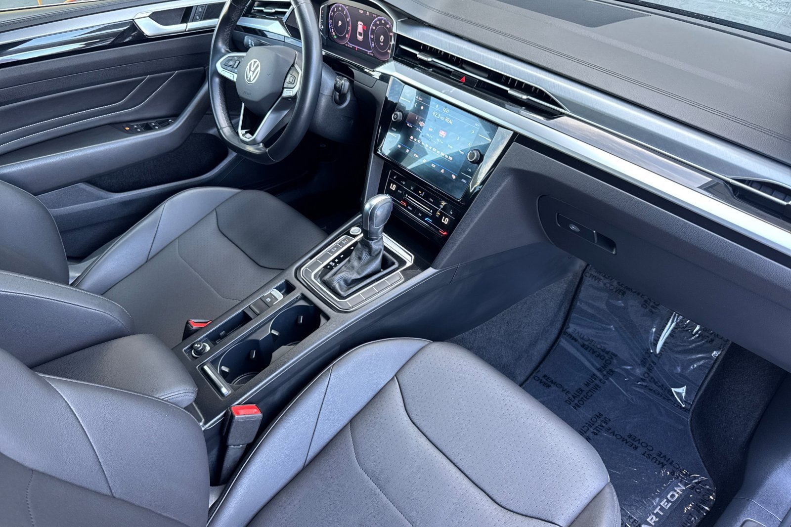 Used 2021 Volkswagen Arteon SE image 14