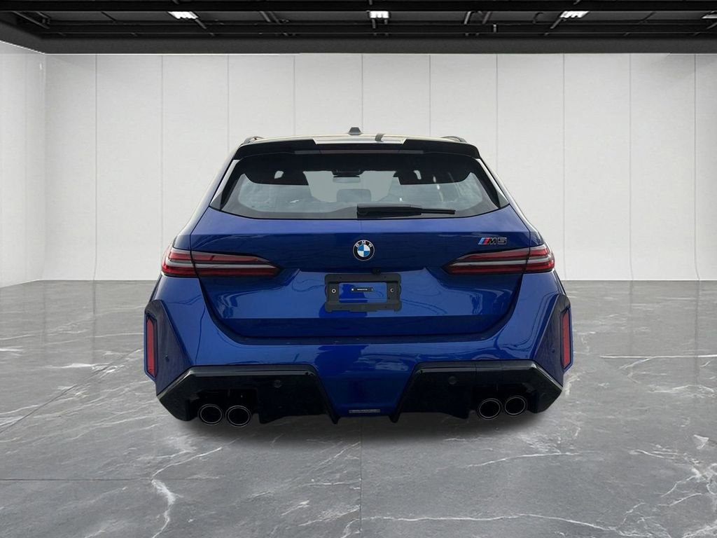 Used 2026 BMW M5 Touring image 6