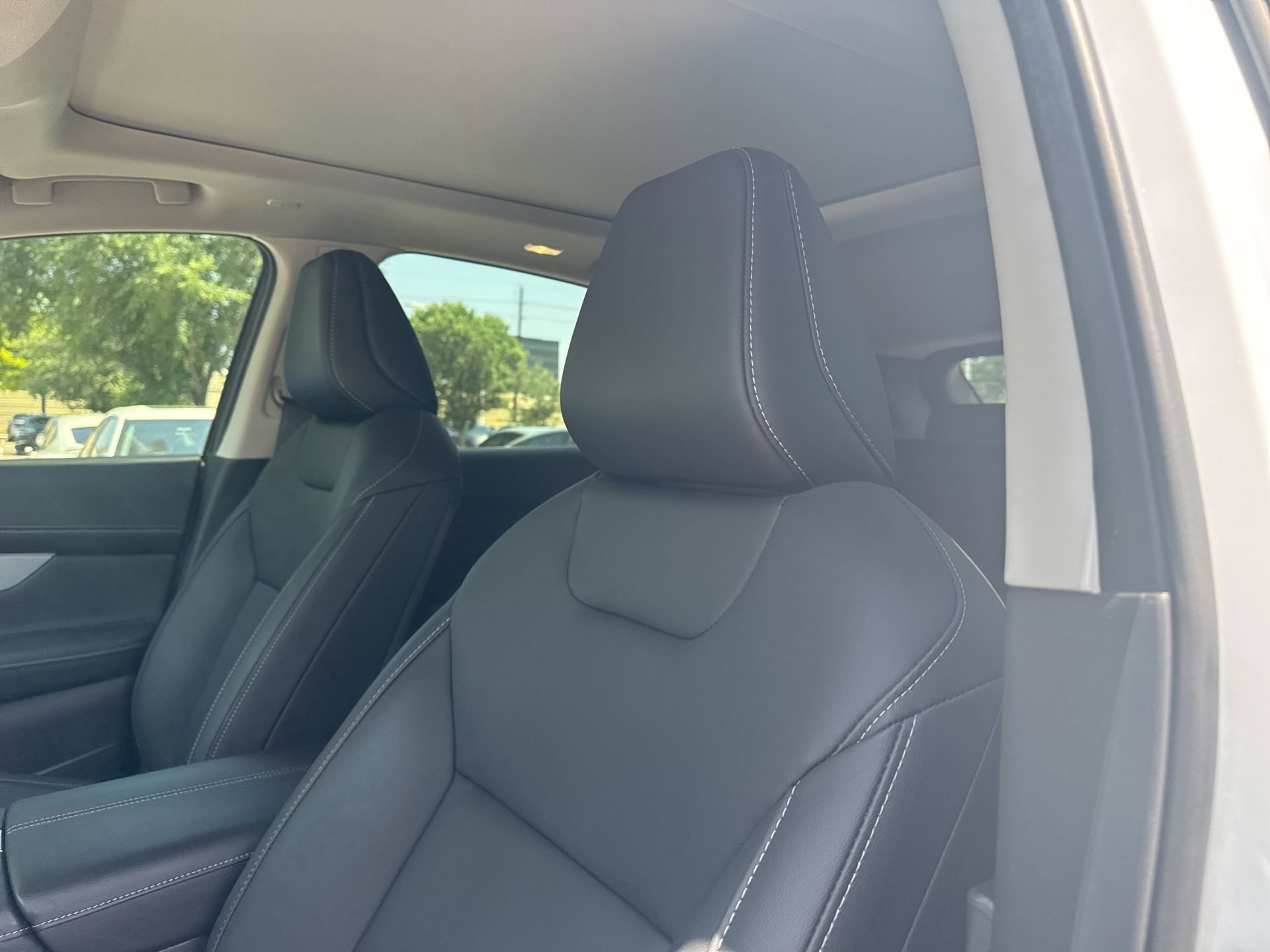 Used 2025 Nissan Murano SL w/ Cargo Package AWD/4WD image 8