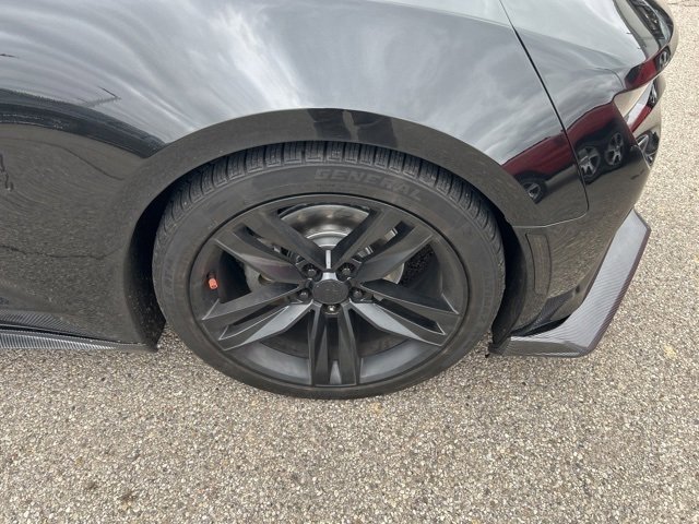 Used 2017 Chevrolet Camaro LT image 4