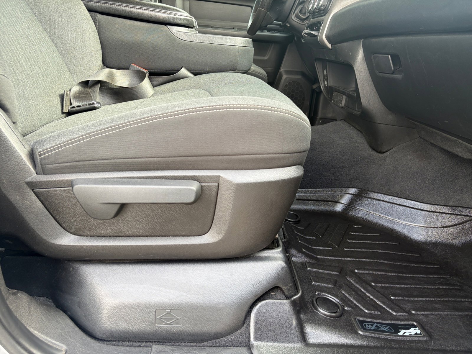 Used 2019 RAM 2500 Tradesman AWD/4WD image 31