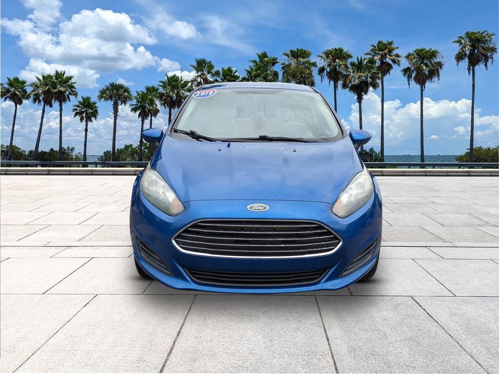 Certified 2019 Ford Fiesta SE image 2