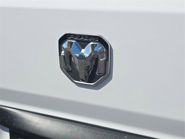 Used 2024 RAM ProMaster 2500 w/ Convenience Group image 7