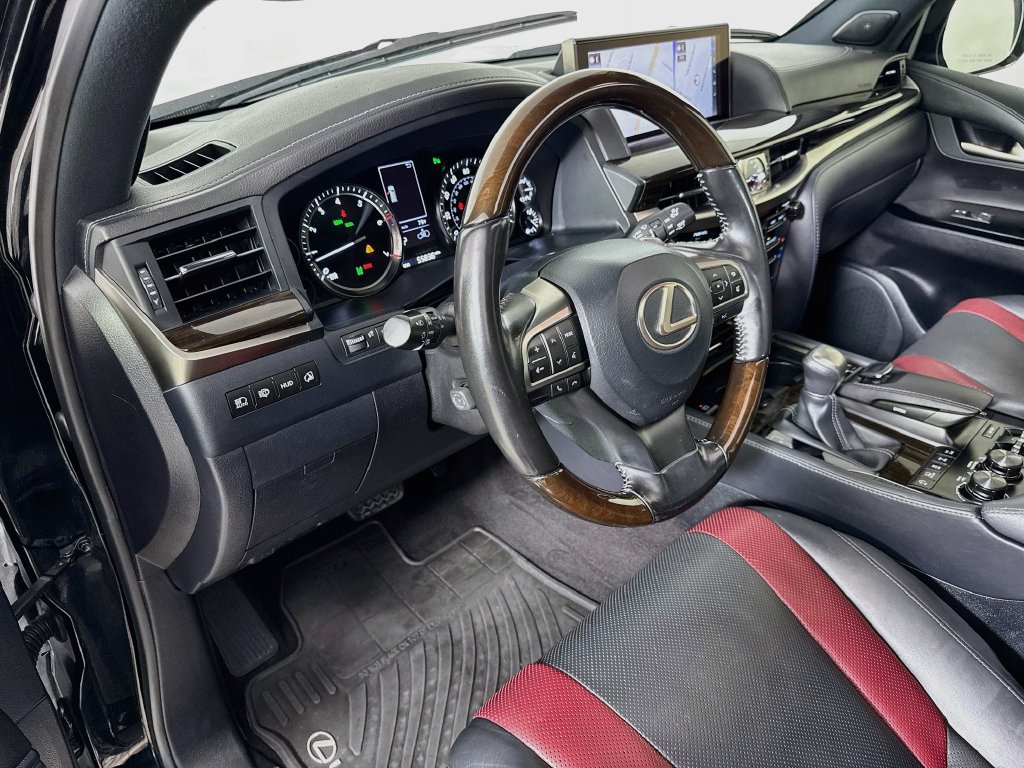 Certified 2021 Lexus LX 570 4WD w/ Inspiration Series #2 image 9