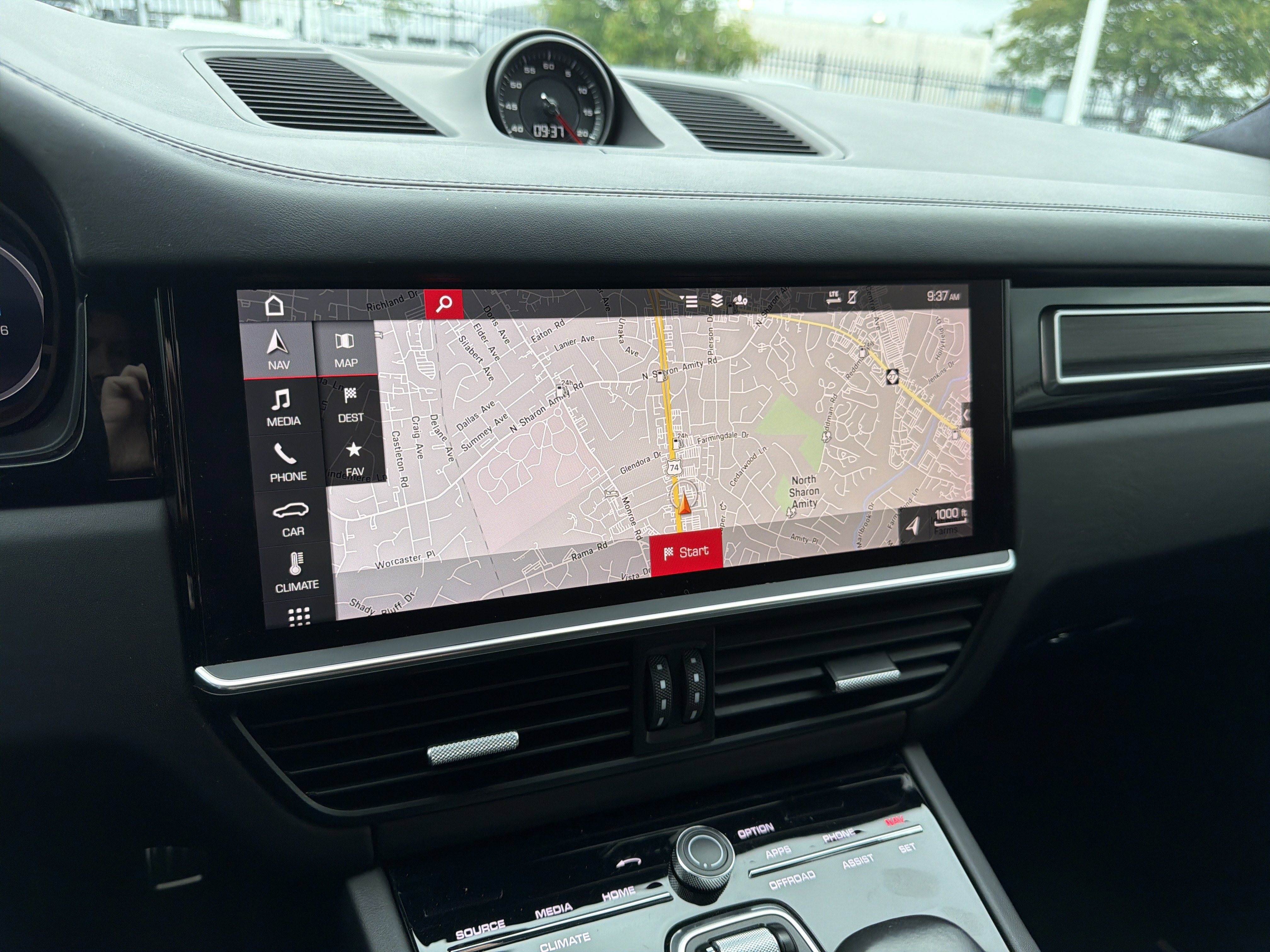 Used 2021 Porsche Cayenne GTS AWD/4WD image 24