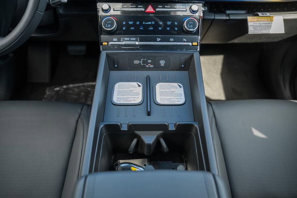 New 2026 Hyundai Santa Fe Calligraphy image 29