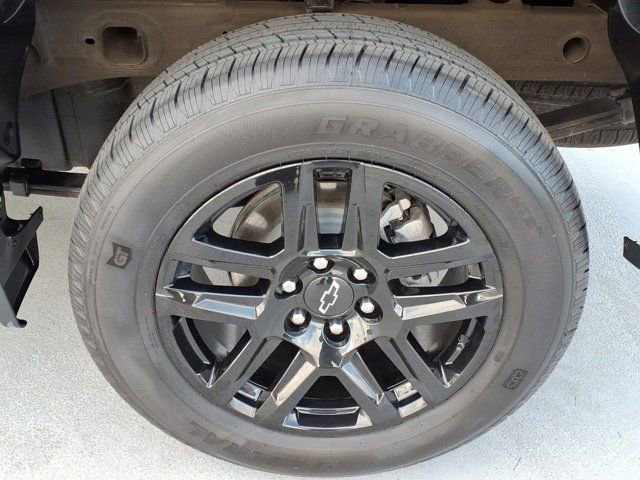 Used 2022 Chevrolet Silverado 1500 Custom image 24