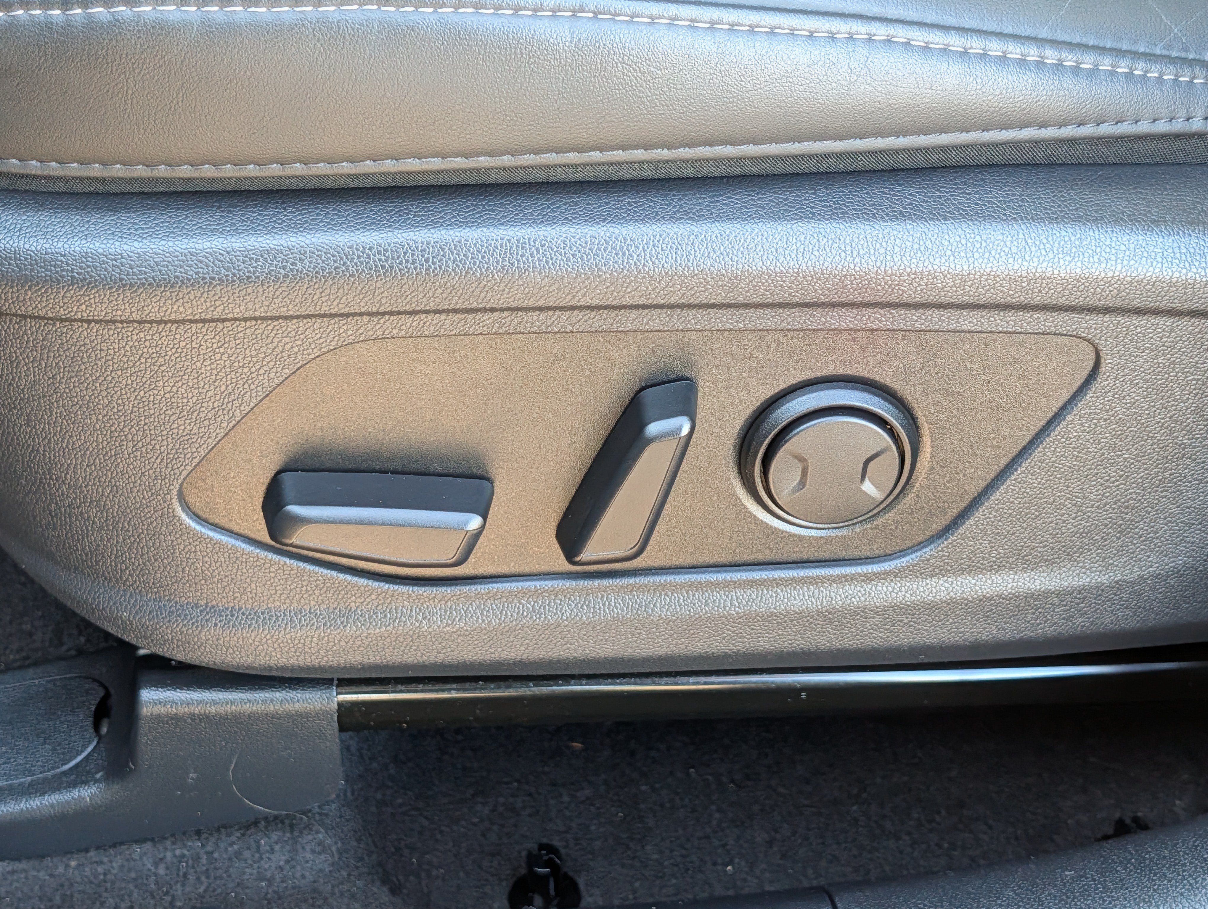 Certified 2023 Kia Sorento EX FWD image 20