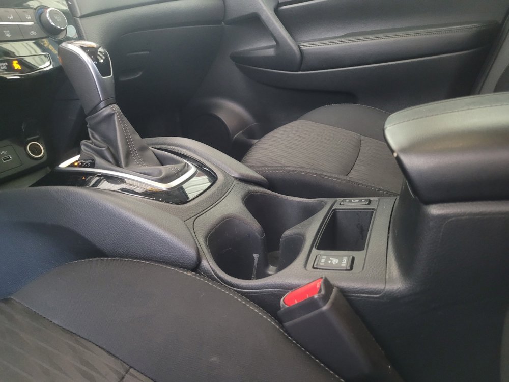 Used 2019 Nissan Rogue S w/ Special Edition Package image 26