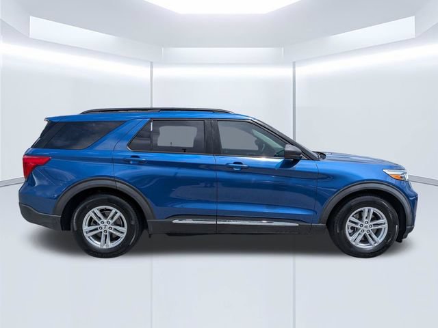 Used 2021 Ford Explorer XLT w/ Equipment Group 202A RWD image 3