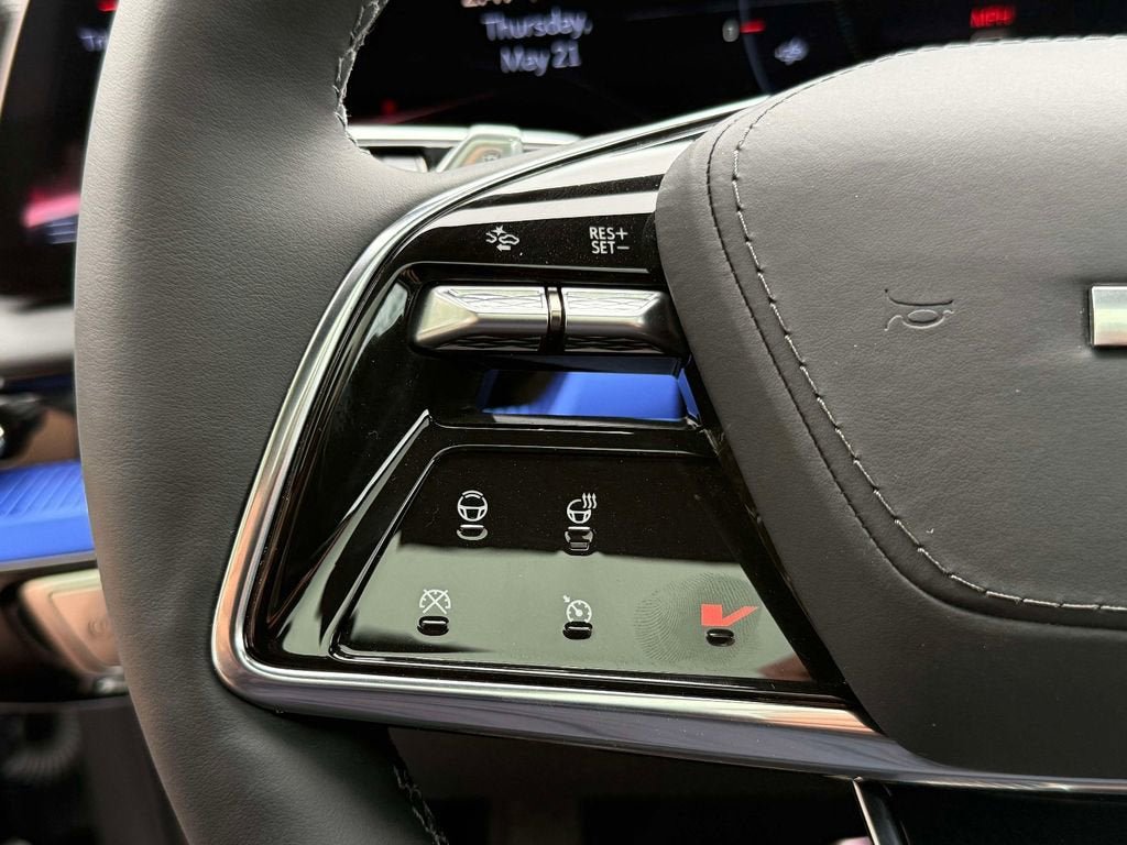 New 2026 Cadillac Optiq V AWD/4WD image 18