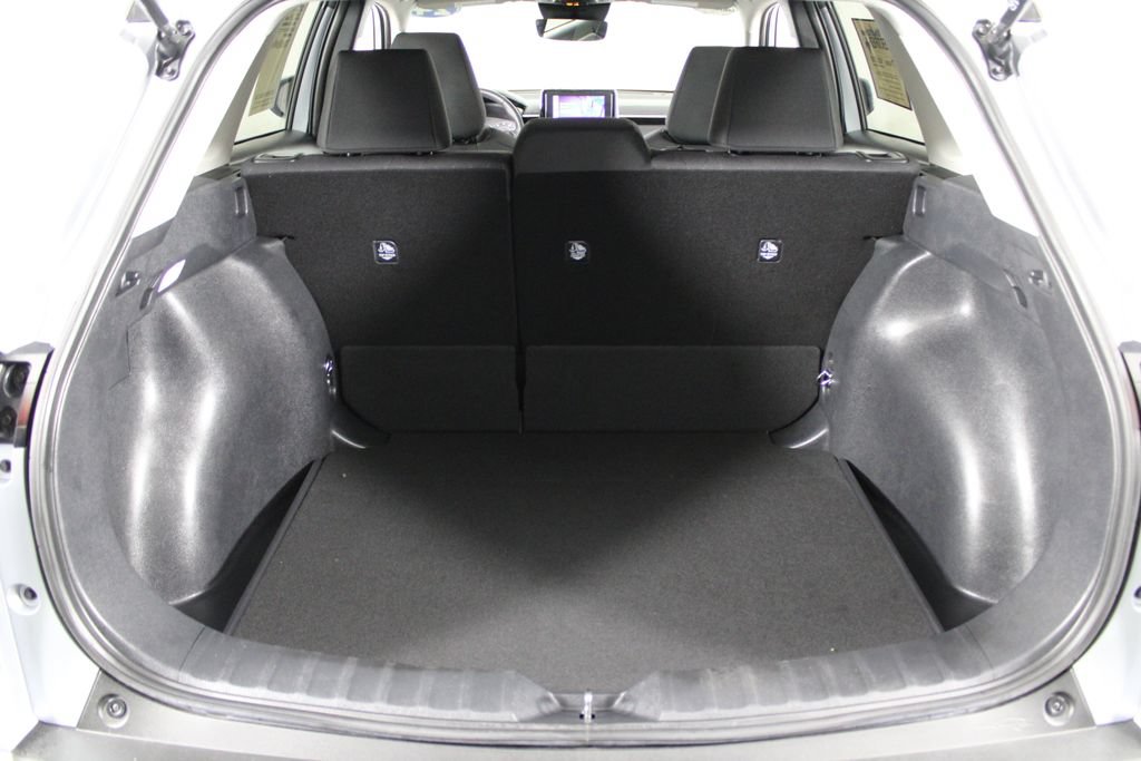 Used 2024 Toyota Corolla Cross LE FWD image 17