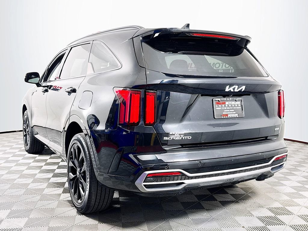 Used 2023 Kia Sorento SX image 5