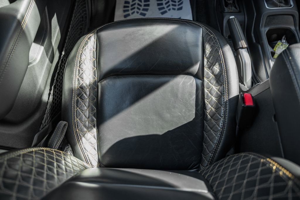 Used 2022 Jeep Wrangler Unlimited Sahara image 28