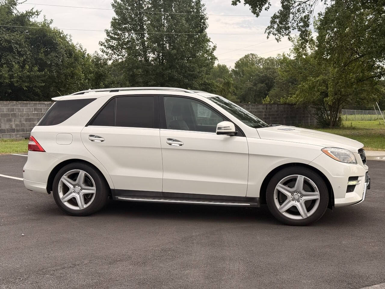 Used 2014 Mercedes-Benz ML 550 4MATIC image 10