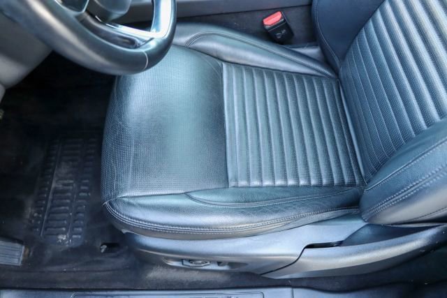 Used 2020 Land Rover Discovery Sport S image 16