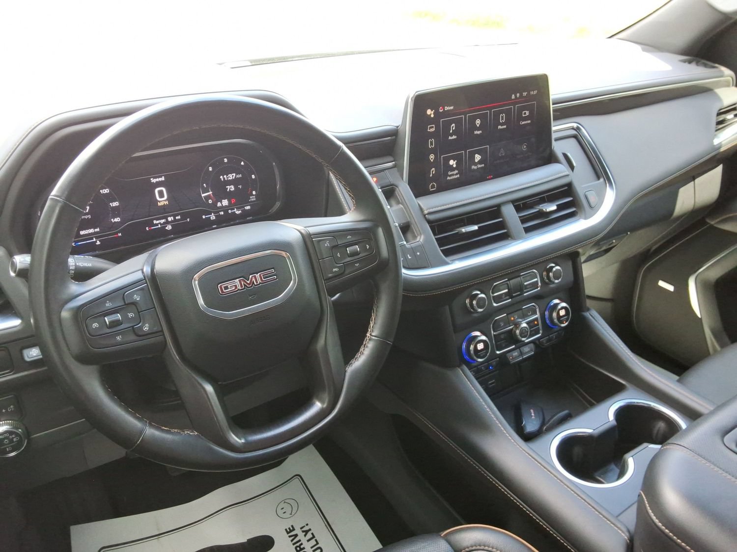 Used 2023 GMC Yukon AT4 w/ AT4 Premium Package AWD/4WD image 12