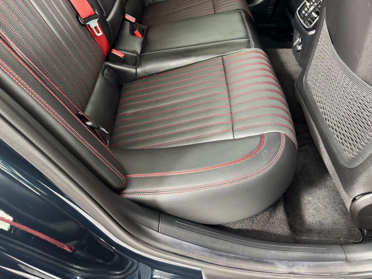 Used 2023 Genesis G70 2.0T w/ Sport Prestige Package image 33