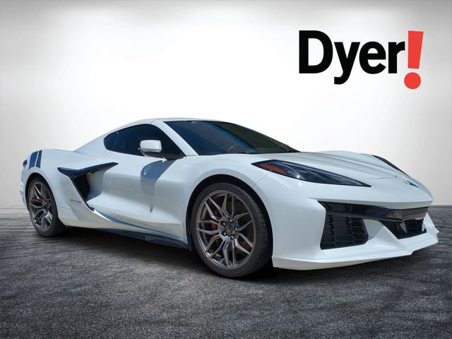 Used 2025 Chevrolet Corvette Z06 w/ Chrome Exterior Badge Package RWD image 1