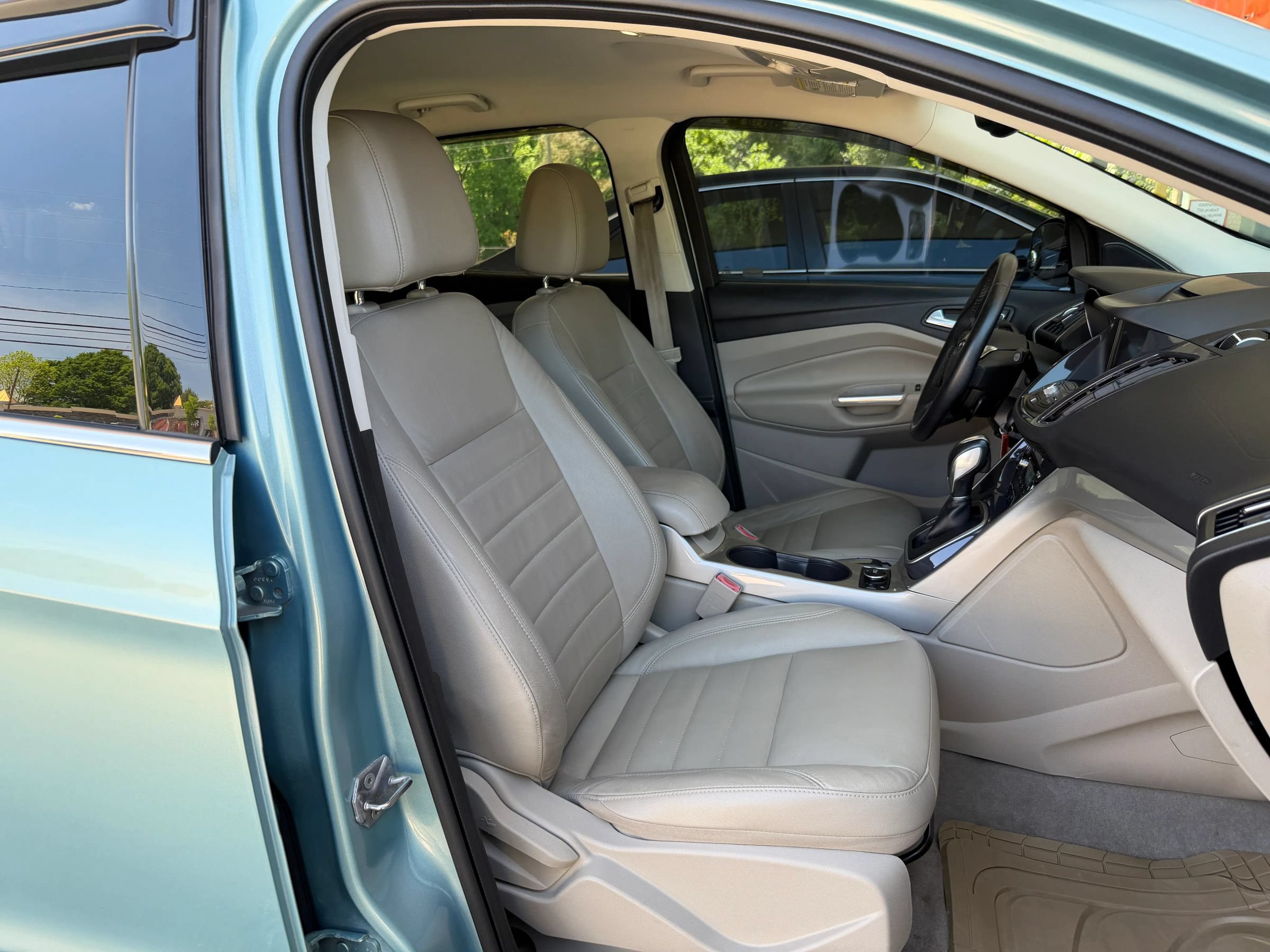 Used 2013 Ford Escape SEL FWD image 10