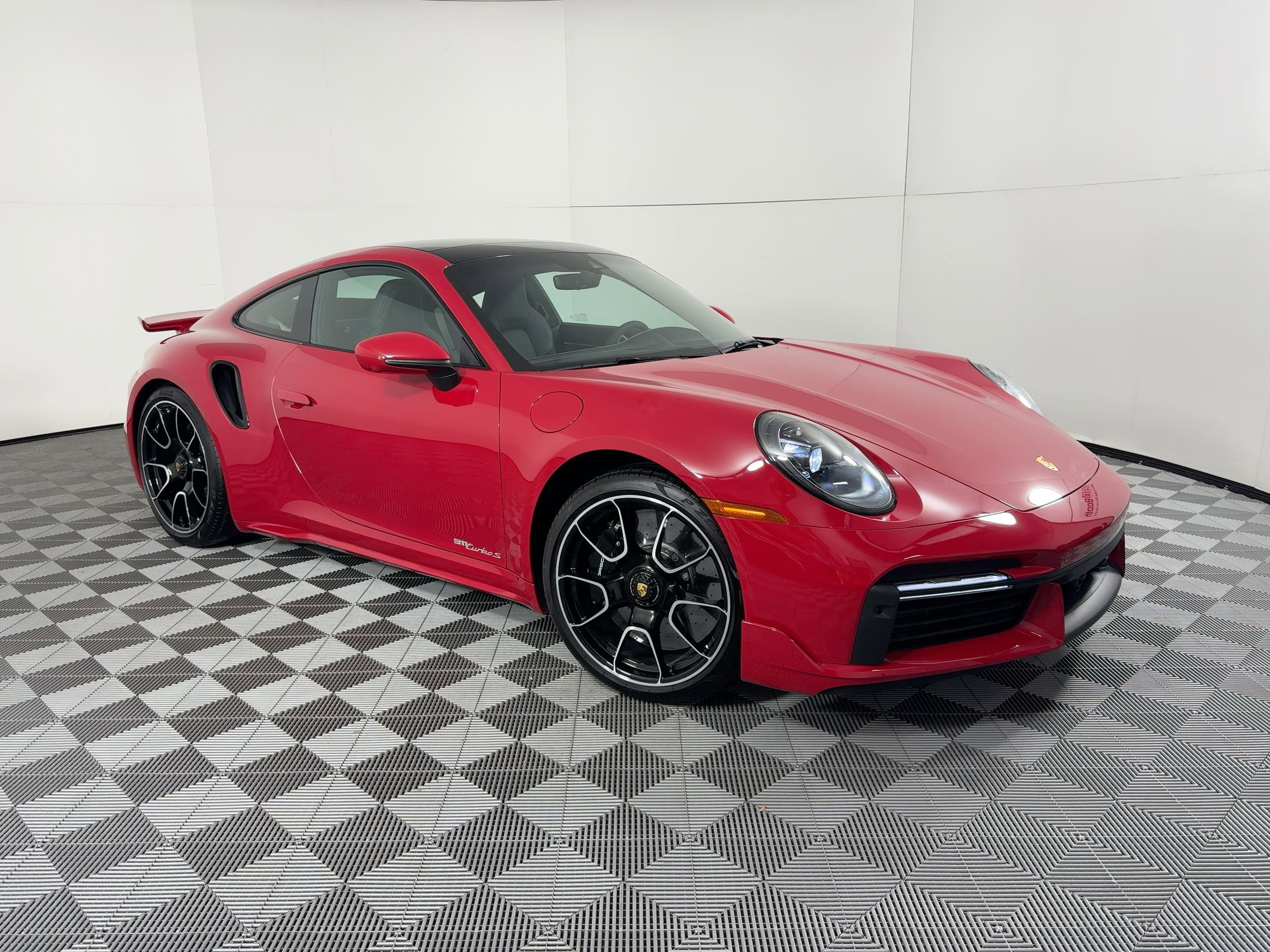 Certified 2025 Porsche 911 Turbo AWD/4WD image 7