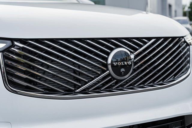 New 2026 Volvo XC90 B6 Plus w/ Protection Package Premier image 11