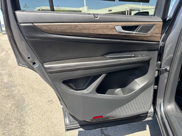 Certified 2024 Volkswagen Atlas SEL AWD/4WD image 26
