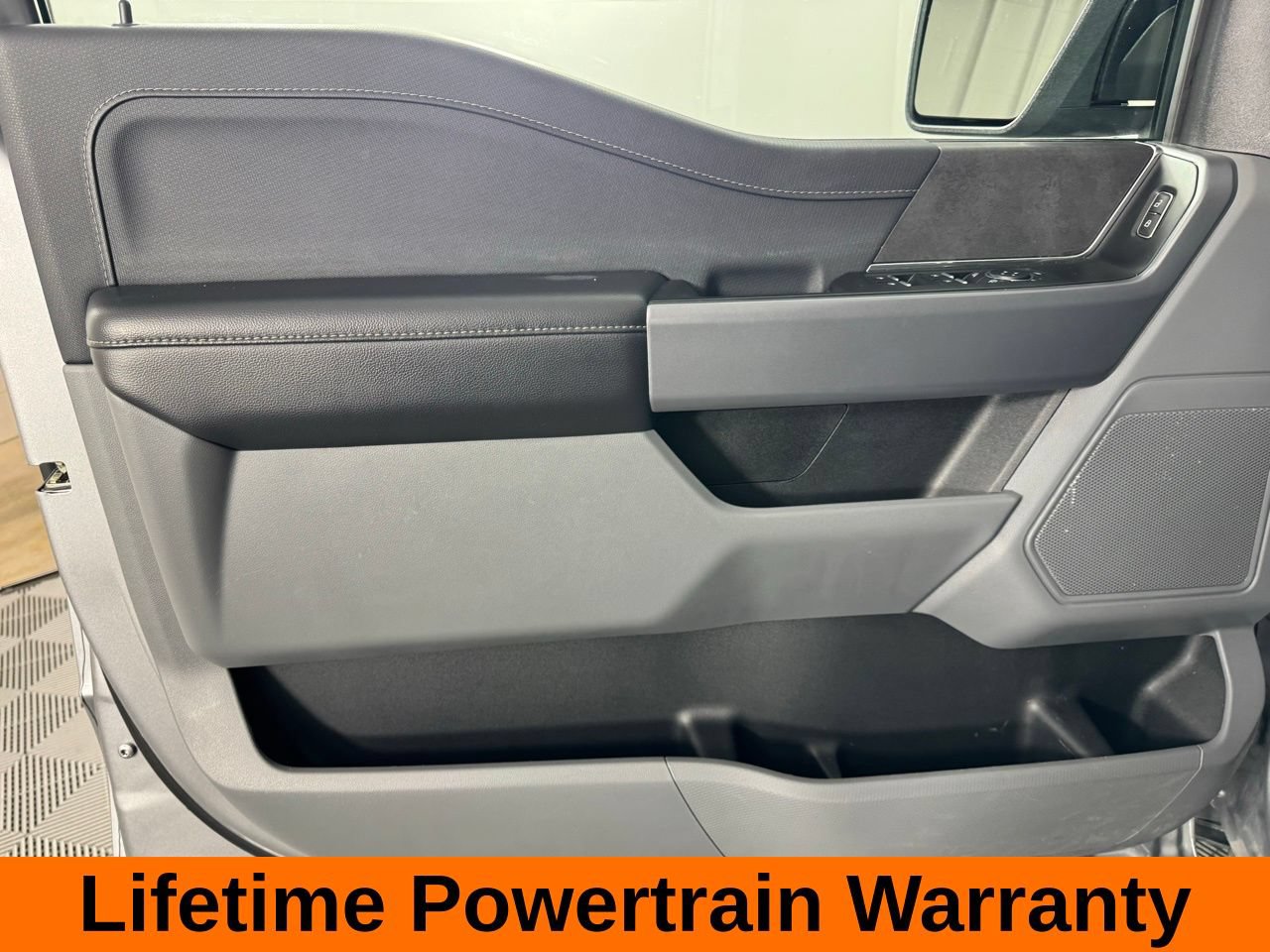Used 2025 Ford F150 XLT w/ Equipment Group 301A Standard AWD/4WD image 9