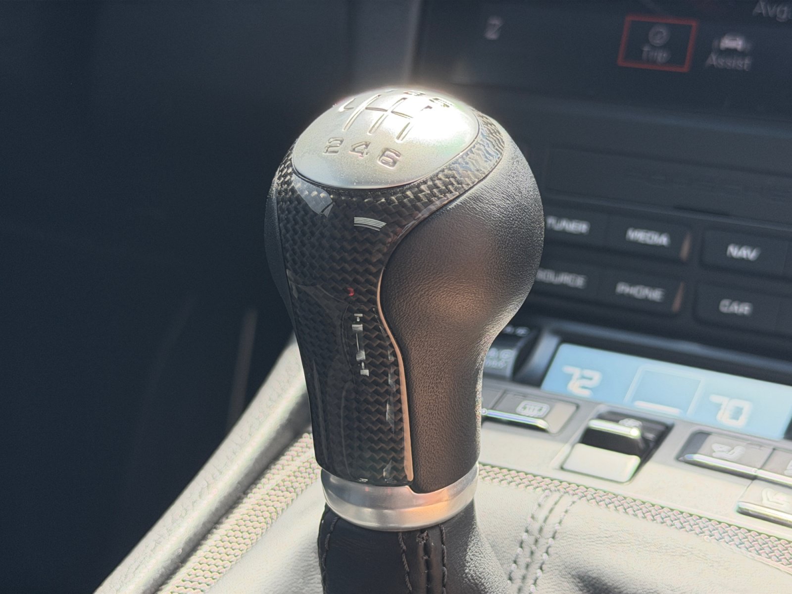 Used 2025 Porsche 718 Cayman RWD image 28