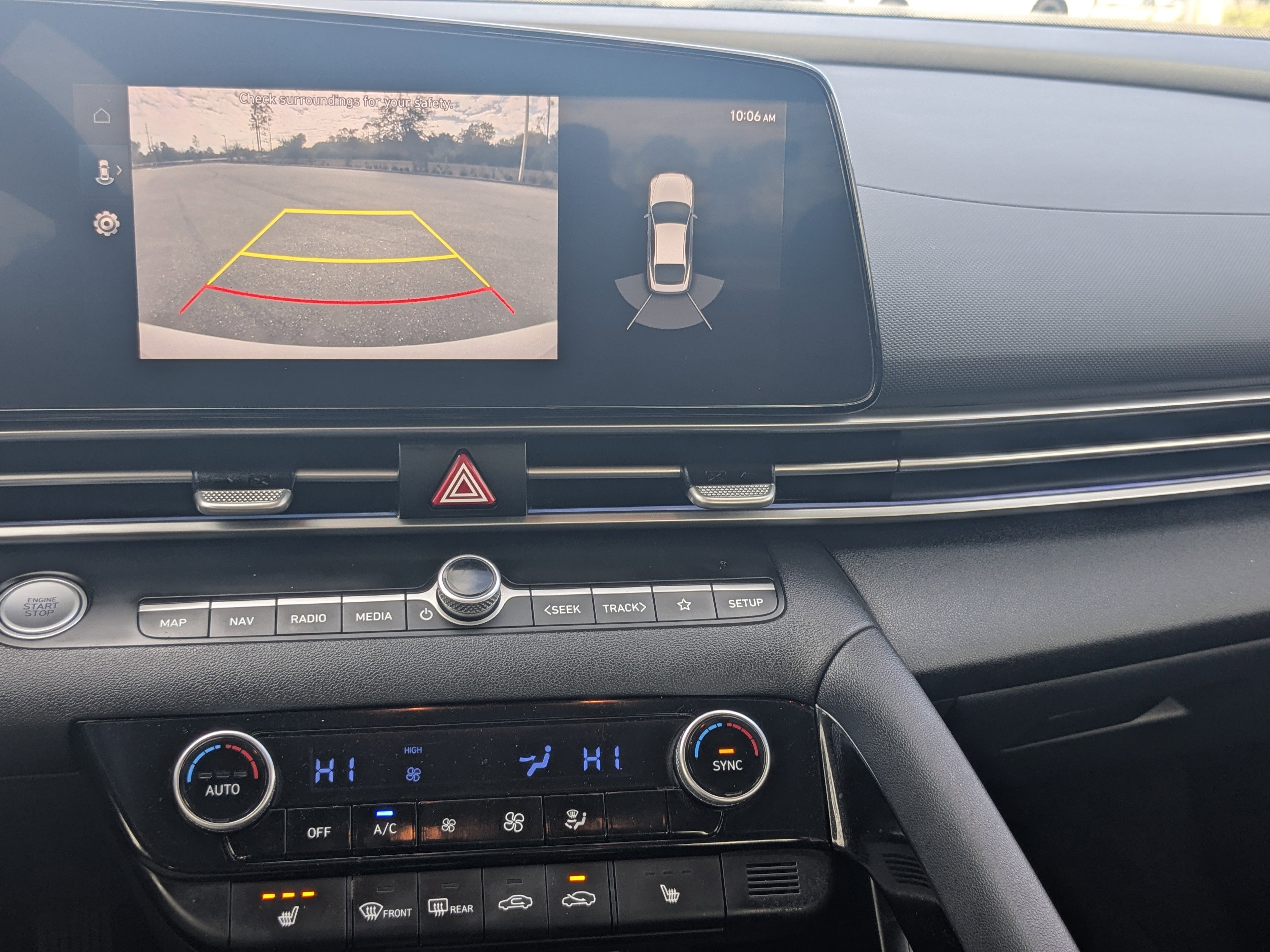 Used 2023 Hyundai Elantra Limited image 24