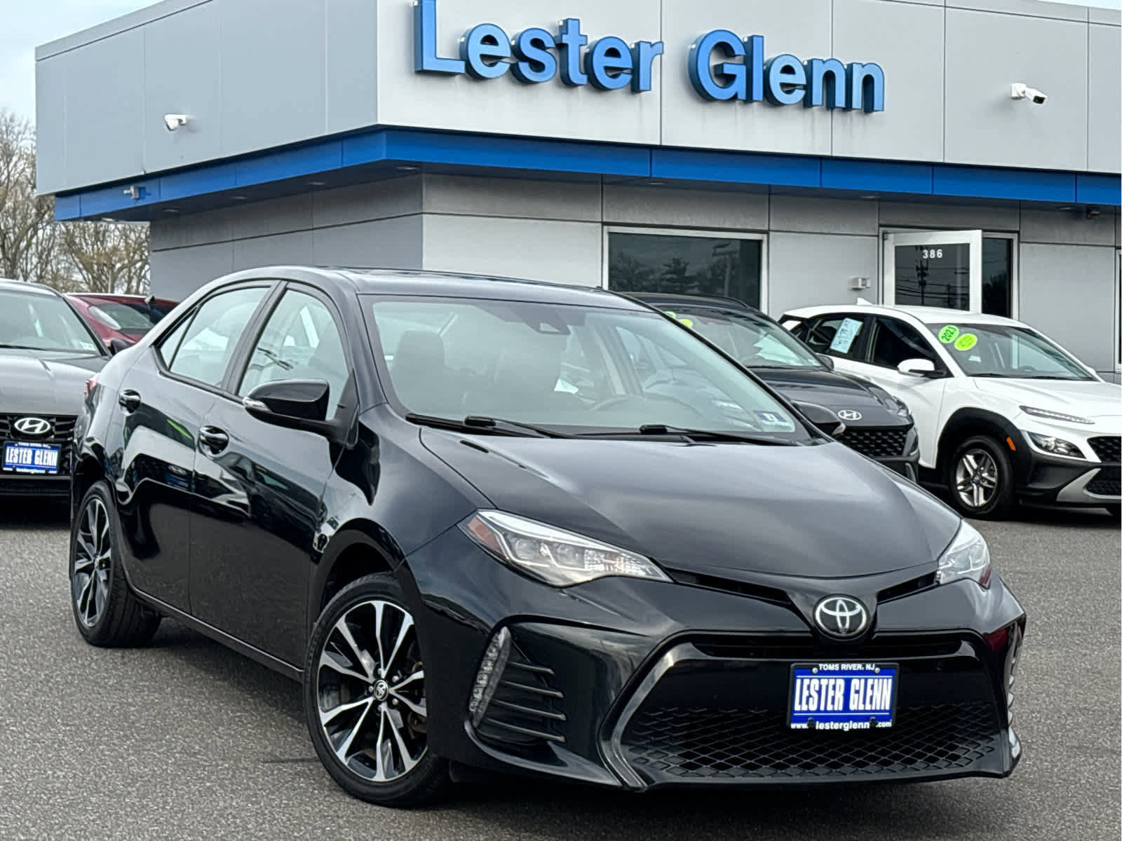 Used 2019 Toyota Corolla SE w/ SE Premium Package image 26