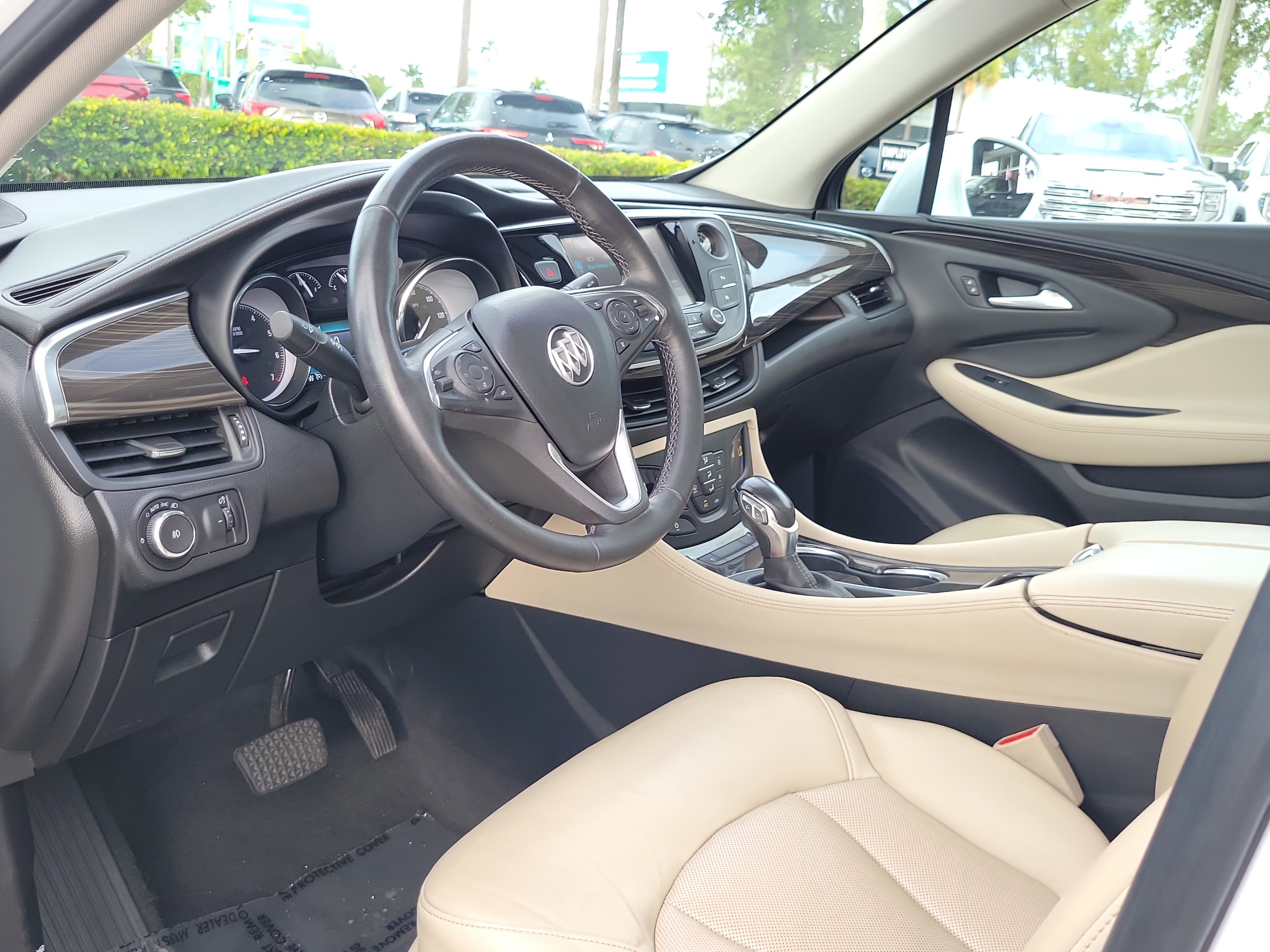 Used 2020 Buick Envision Essence w/ Experience Buick Package image 9