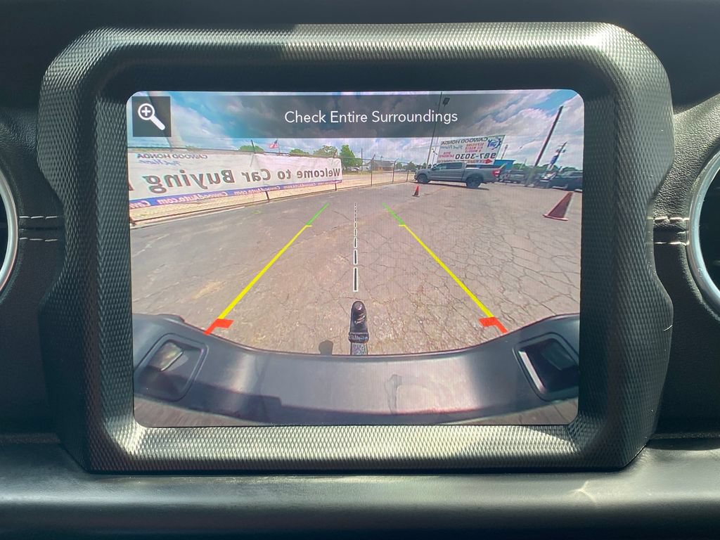 Used 2020 Jeep Gladiator Overland w/ Dual Top Group AWD/4WD image 31