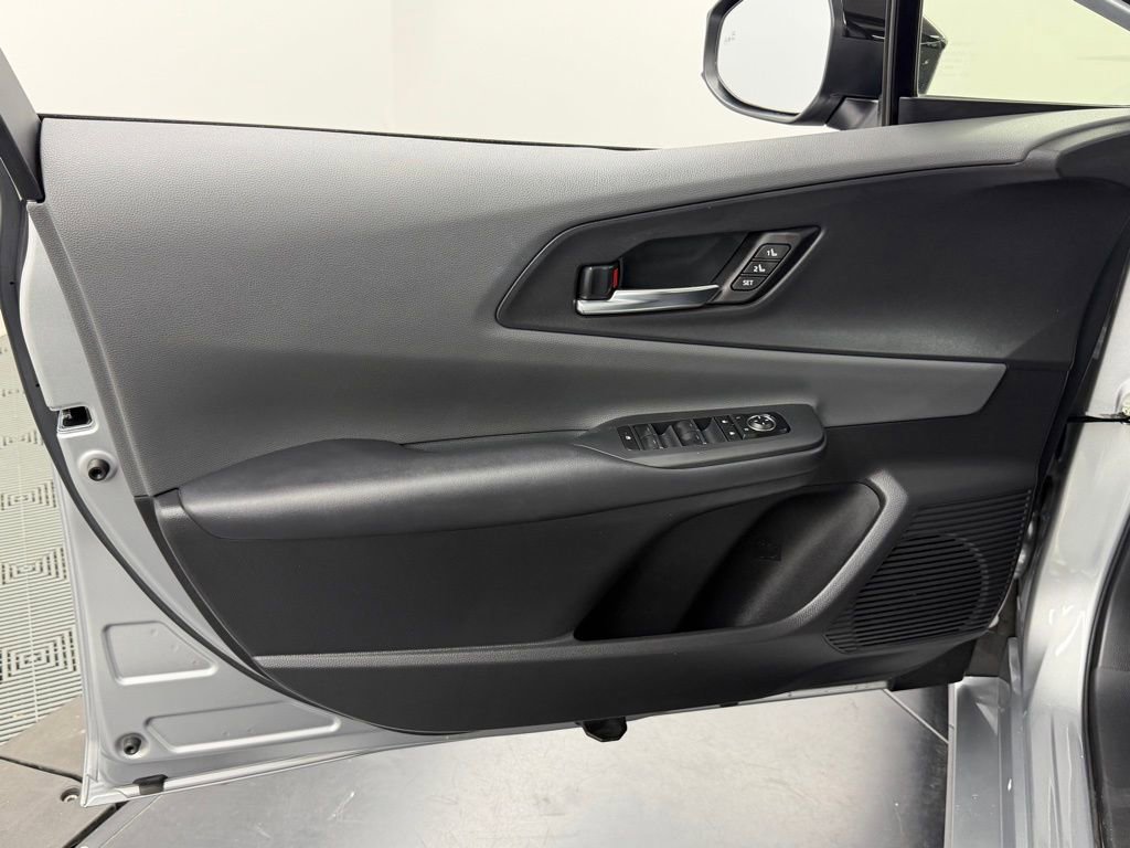 Used 2023 Toyota Prius Limited w/ Limited Premium Package image 18