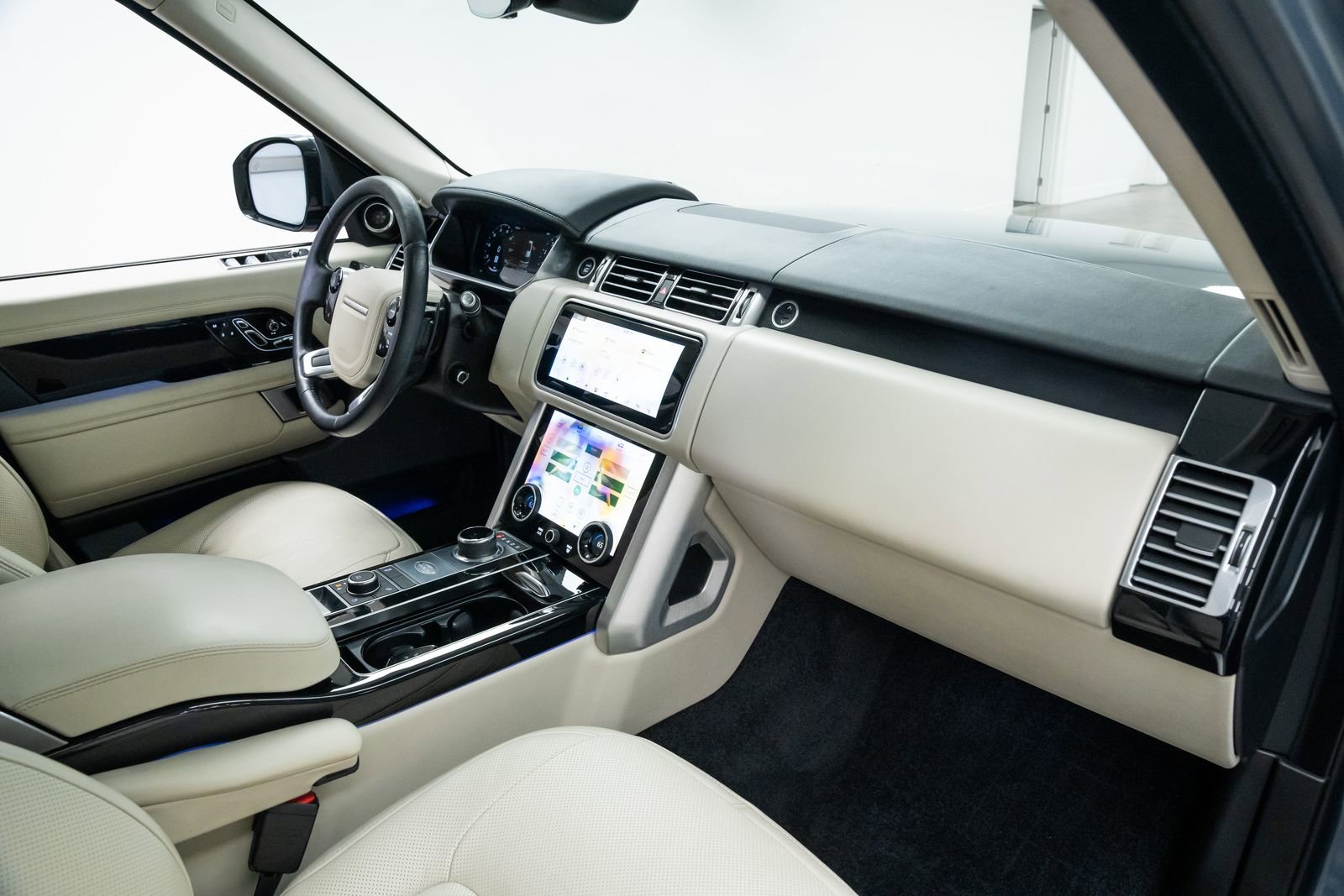 Used 2021 Land Rover Range Rover Westminster Edition image 25