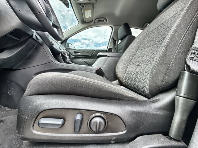 Used 2022 Chevrolet Equinox LT FWD image 12