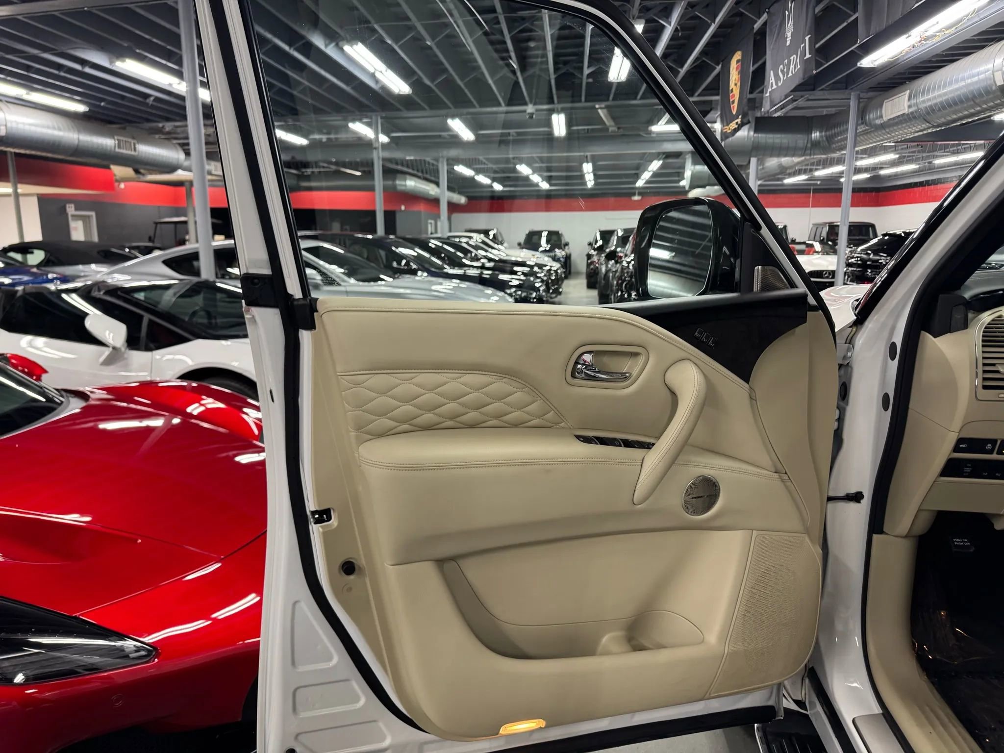 Used 2023 INFINITI QX80 Sensory w/ Cargo Package image 13